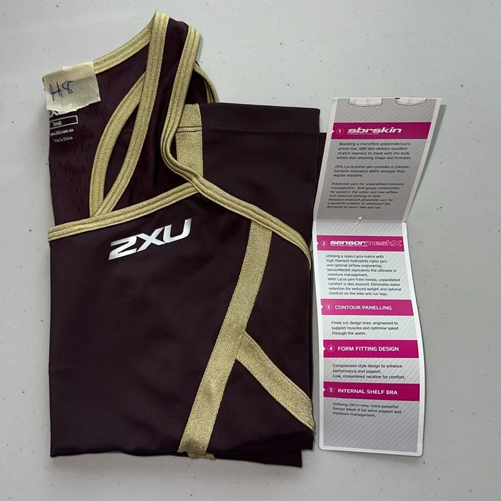 NWT 2XU wine and gold Performance Tank Size Small. - Picture 11 of 14